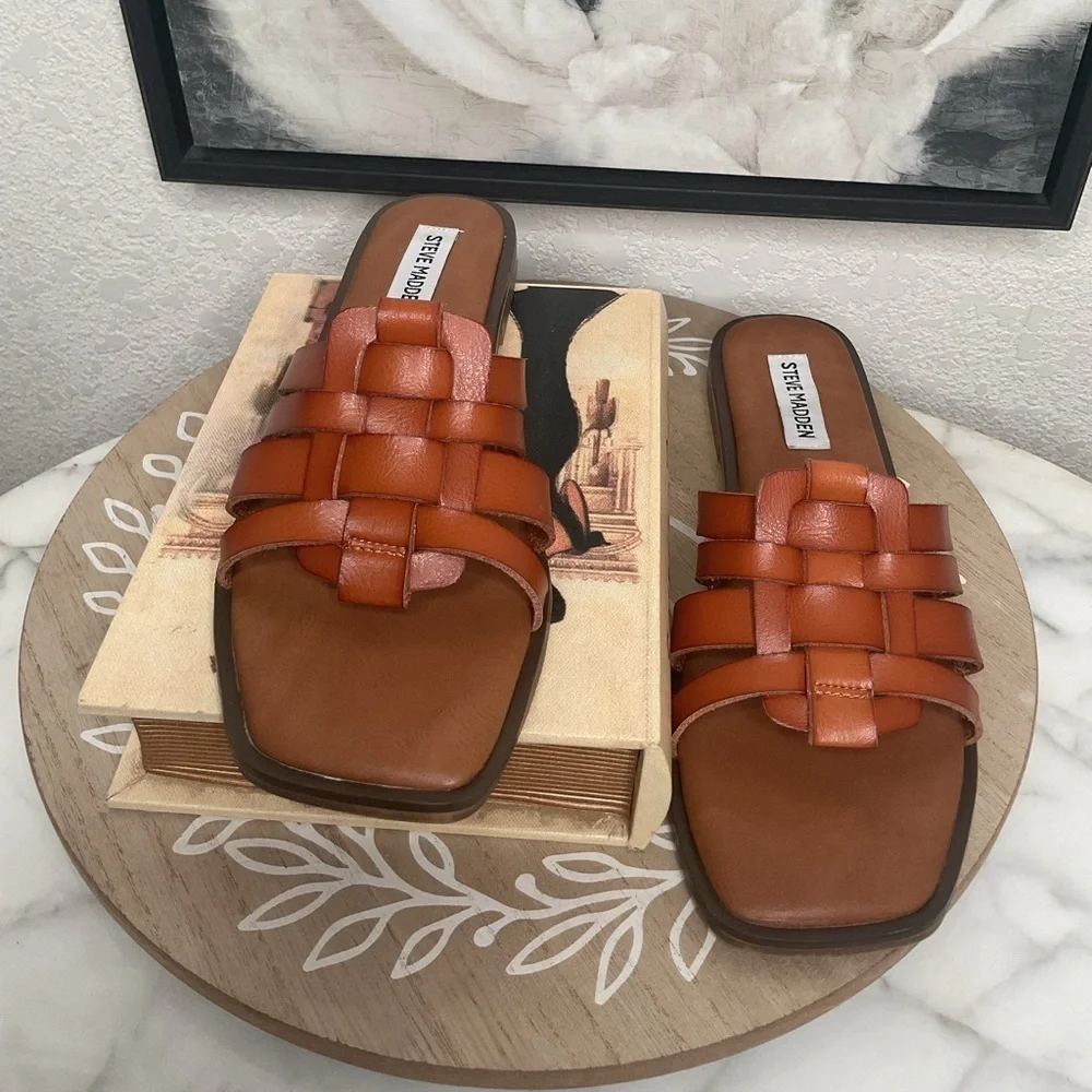 Steve Madden Fisherman style Sandals Lena, beautiful warm cognac color,comfy☀️ - Picture 4 of 7